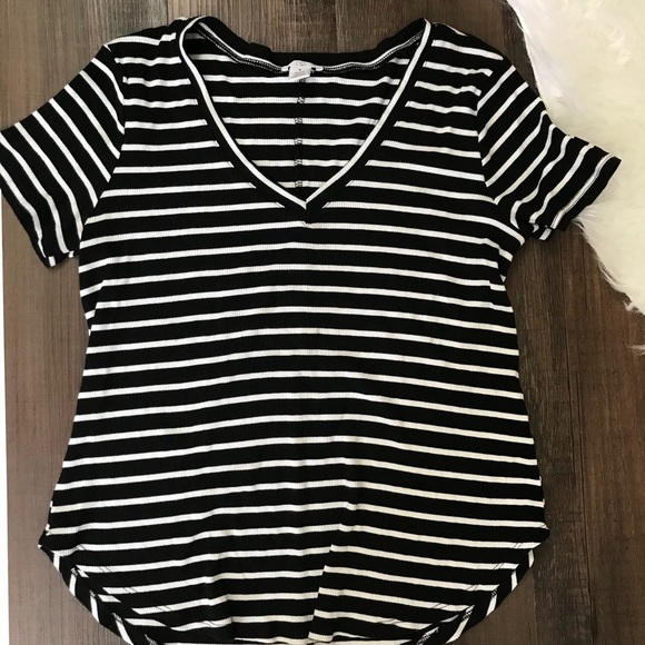 BP V Neck Blk/Wht Stripe T Sz Med - Picture 1 of 5